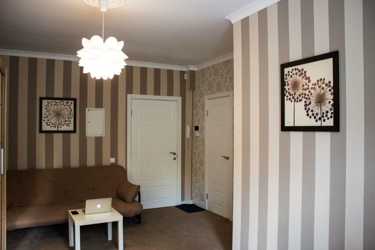 Charming City Center Flat L Self Check-In Kiev Dış mekan fotoğraf